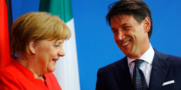 Fenomeno migratorio, Conte condivide la linea Merkel, assieme cercano di arginare Seehofer-Salvini